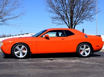 2008 Dodge Challenger SRT8   - Photo 11 - Springfield, MO 65802