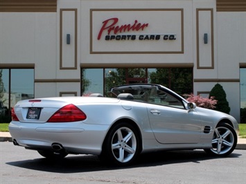 2005 Mercedes-Benz SL500   - Photo 35 - Springfield, MO 65802