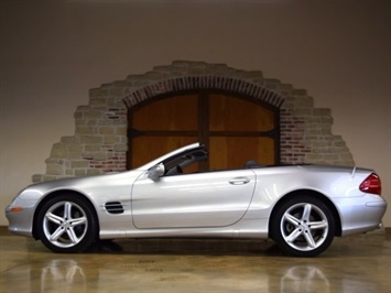 2005 Mercedes-Benz SL500   - Photo 1 - Springfield, MO 65802