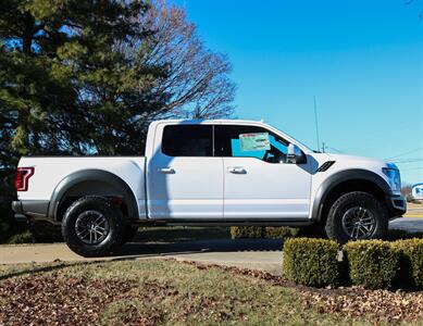 2020 Ford F-150 Raptor   - Photo 3 - Springfield, MO 65802