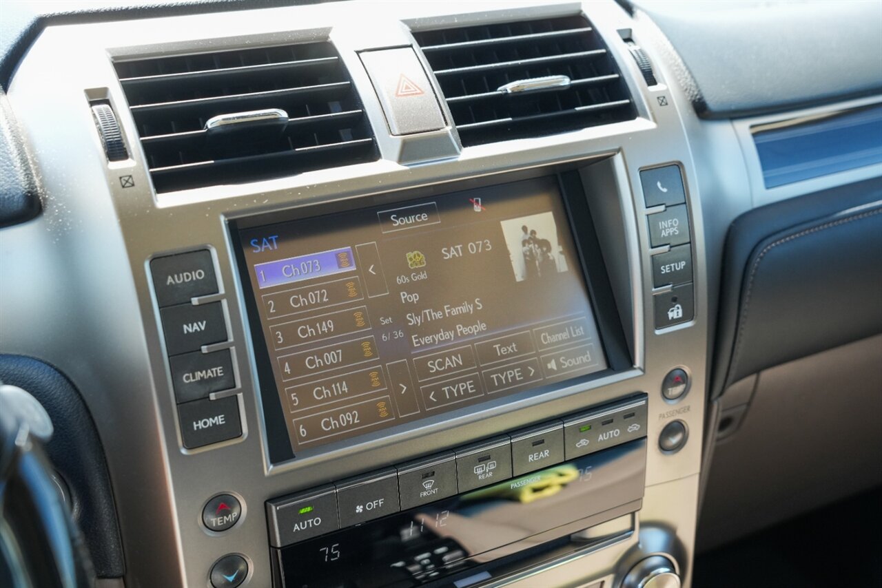 2020 Lexus GX 460 Preium - Photo 15 - Springfield, MO 65802