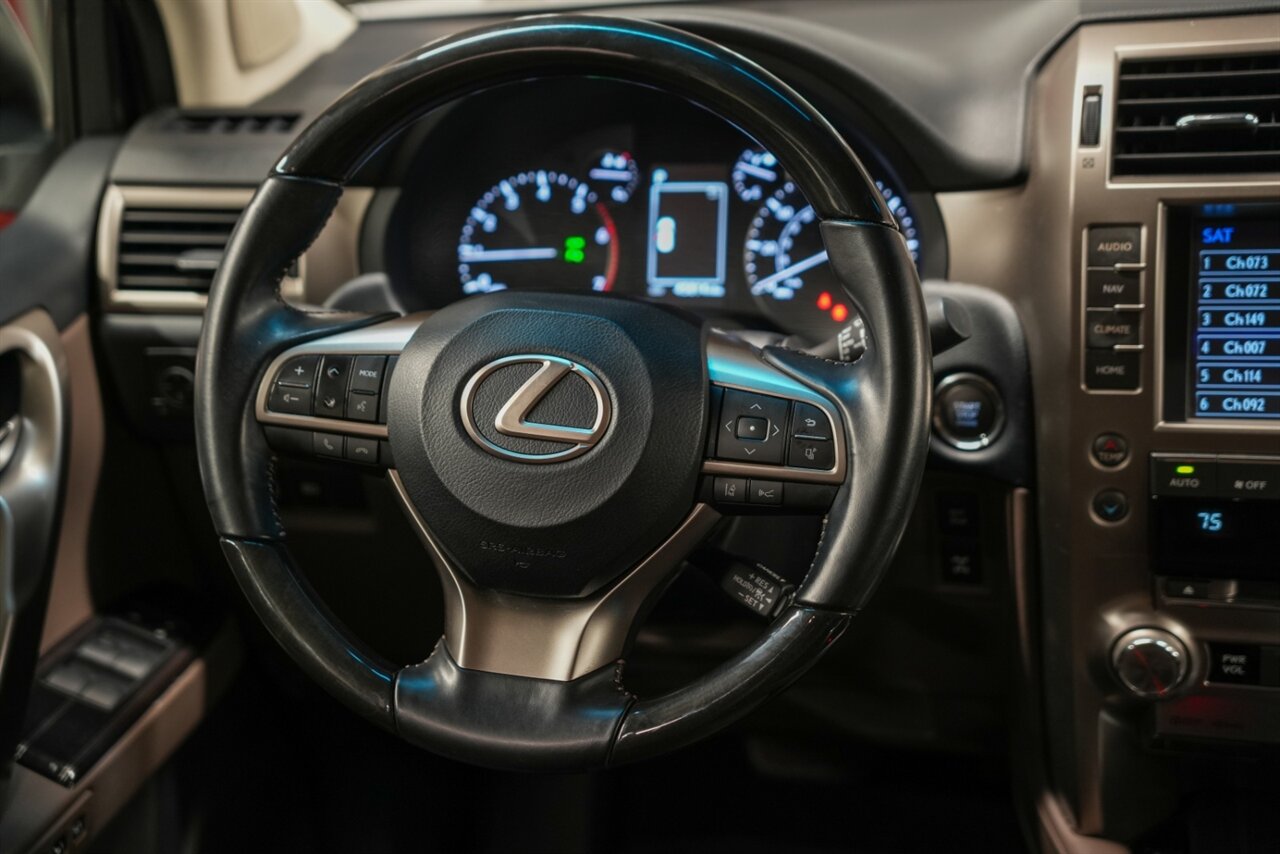 2020 Lexus GX 460 Preium - Photo 31 - Springfield, MO 65802