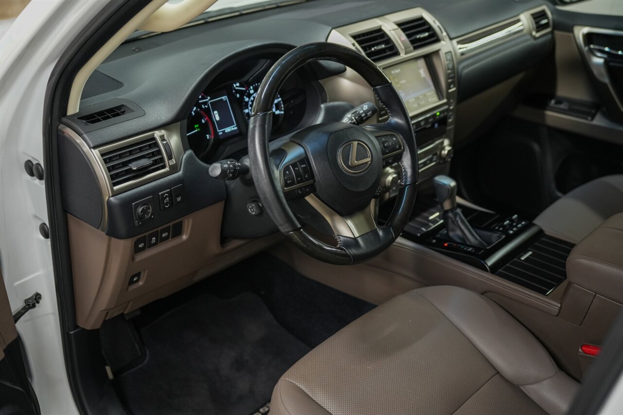 2020 Lexus GX 460 Preium - Photo 36 - Springfield, MO 65802