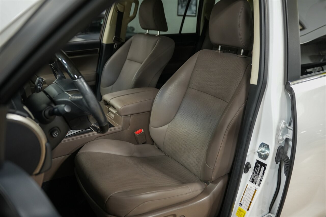 2020 Lexus GX 460 Preium - Photo 37 - Springfield, MO 65802