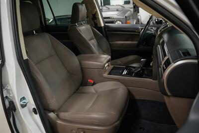 2020 Lexus GX 460 Preium   - Photo 38 - Springfield, MO 65802