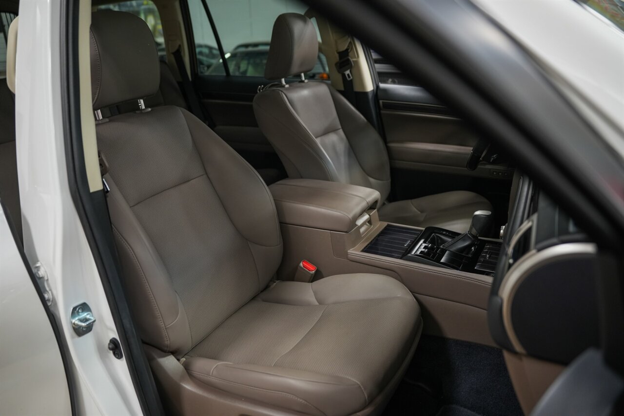 2020 Lexus GX 460 Preium - Photo 39 - Springfield, MO 65802