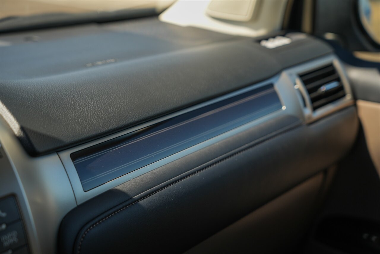 2020 Lexus GX 460 Preium - Photo 24 - Springfield, MO 65802