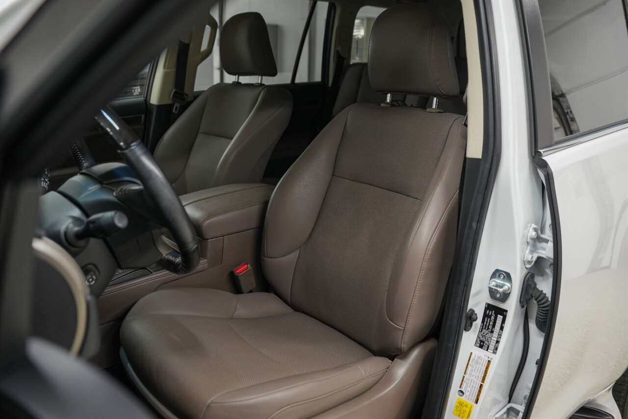 2020 Lexus GX 460 Preium - Photo 34 - Springfield, MO 65802