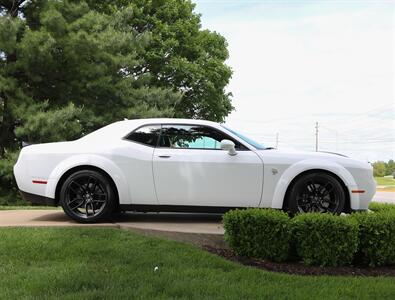 2018 Dodge Challenger SRT Hellcat   - Photo 23 - Springfield, MO 65802