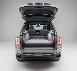 2022 Rolls-Royce Black Badge Cullinan  Warranty until 03/2028 - Photo 13 - Springfield, MO 65802