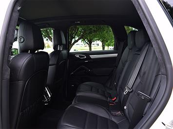 2014 Porsche Cayenne GTS   - Photo 22 - Springfield, MO 65802