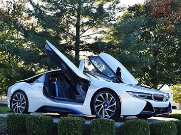 2016 BMW i8   - Photo 24 - Springfield, MO 65802