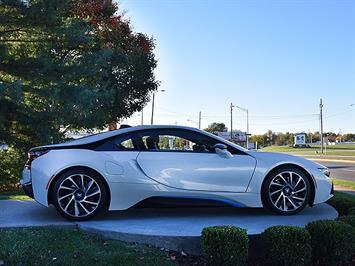 2016 BMW i8   - Photo 26 - Springfield, MO 65802