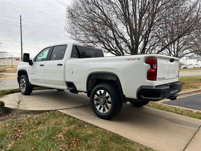 2022 Chevrolet Silverado 2500HD Custom   - Photo 7 - Springfield, MO 65802