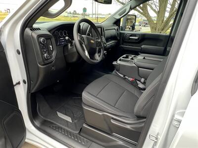 2022 Chevrolet Silverado 2500HD Custom   - Photo 10 - Springfield, MO 65802