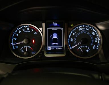 2021 Toyota Tacoma SR5 V6   - Photo 17 - Springfield, MO 65802