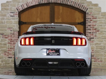 2017 Ford Mustang Shelby GT350R   - Photo 8 - Springfield, MO 65802