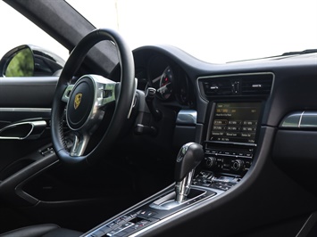 2016 Porsche 911 Turbo   - Photo 36 - Springfield, MO 65802