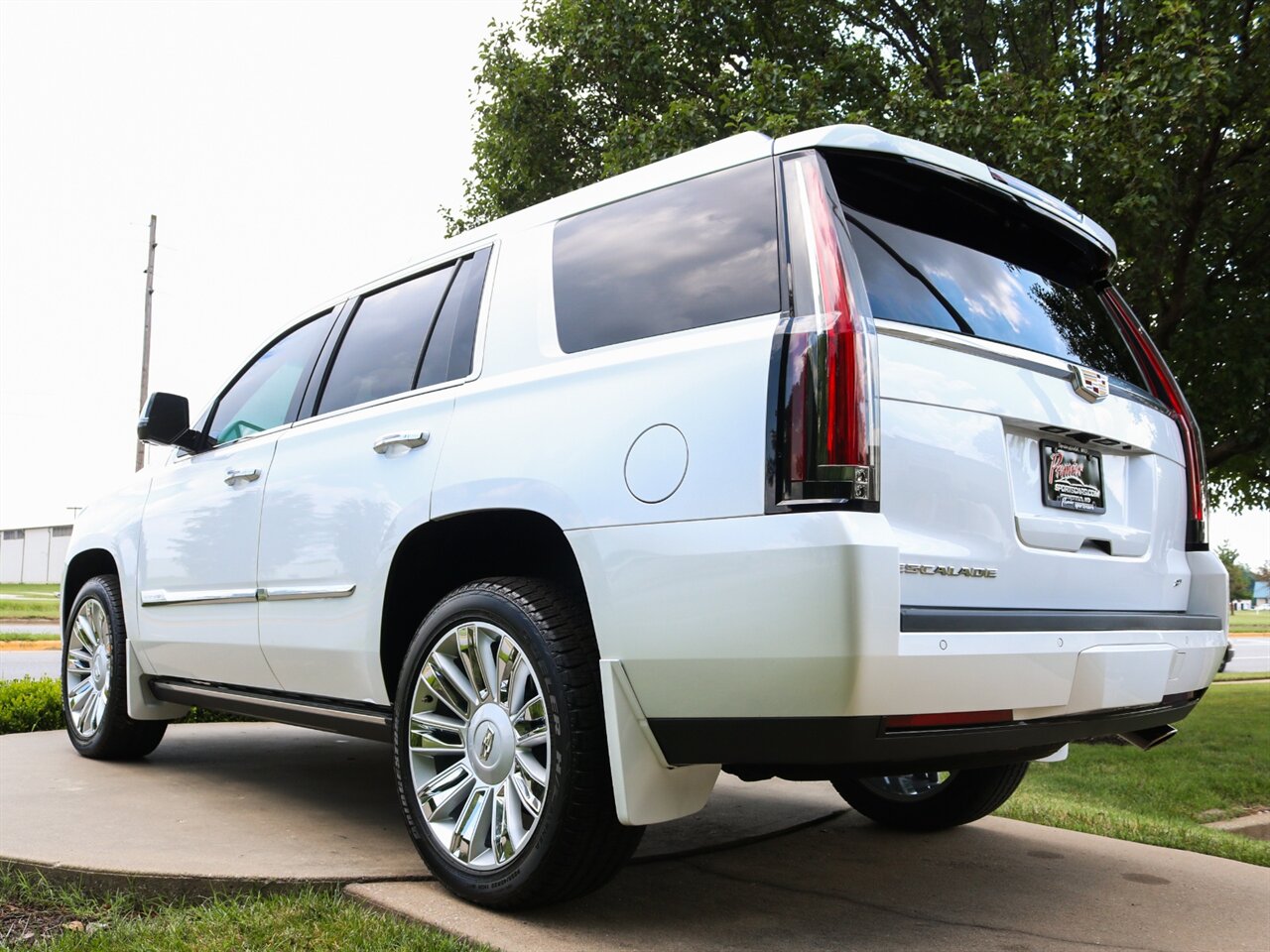 2016 Cadillac Escalade Platinum