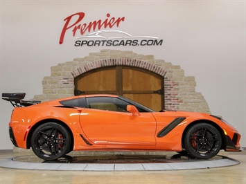 2019 Chevrolet Corvette ZR1   - Photo 3 - Springfield, MO 65802