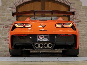 2019 Chevrolet Corvette ZR1   - Photo 8 - Springfield, MO 65802