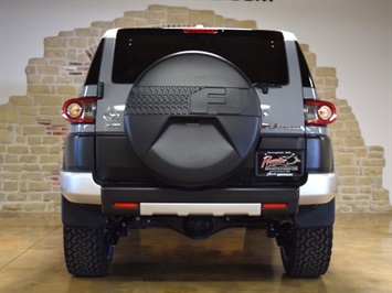 2014 Toyota FJ Cruiser   - Photo 8 - Springfield, MO 65802