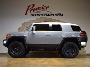 2014 Toyota FJ Cruiser   - Photo 1 - Springfield, MO 65802