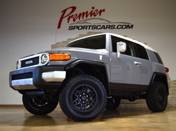 2014 Toyota FJ Cruiser   - Photo 6 - Springfield, MO 65802