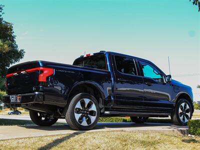 2022 Ford F-150 Lightning XLT   - Photo 9 - Springfield, MO 65802