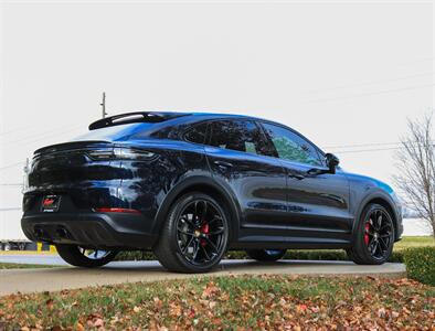 2021 Porsche Cayenne GTS Coupe  Lightweight Sport Package - Photo 35 - Springfield, MO 65802