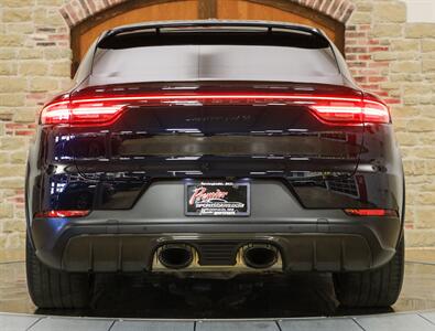 2021 Porsche Cayenne GTS Coupe  Lightweight Sport Package - Photo 12 - Springfield, MO 65802