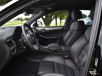 2015 Porsche Macan Turbo   - Photo 11 - Springfield, MO 65802