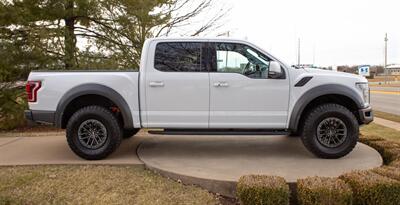 2019 Ford F-150 Raptor   - Photo 4 - Springfield, MO 65802