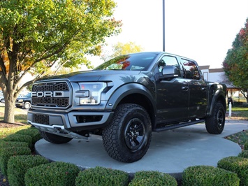 2018 Ford F-150 Raptor   - Photo 1 - Springfield, MO 65802