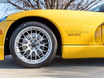 2001 Dodge Viper ACR Competition   - Photo 34 - Springfield, MO 65802