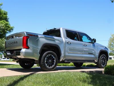 2022 Toyota Tundra SR5   - Photo 11 - Springfield, MO 65802