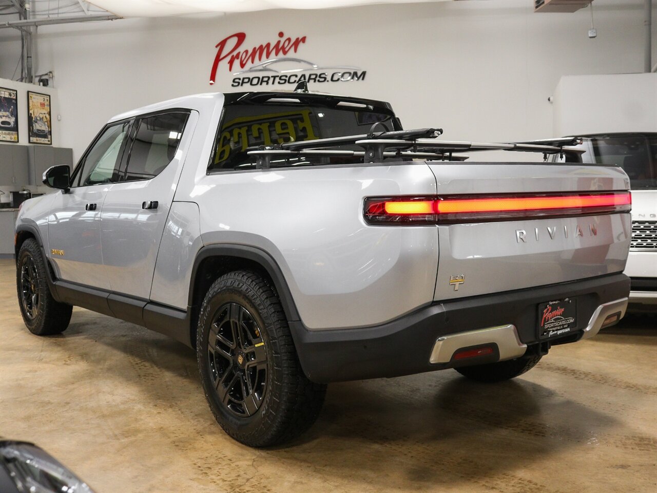 2022 Rivian R1T Launch Edition - Photo 9 - Springfield, MO 65802