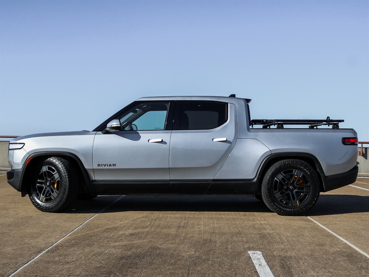 2022 Rivian R1T Launch Edition - Photo 37 - Springfield, MO 65802