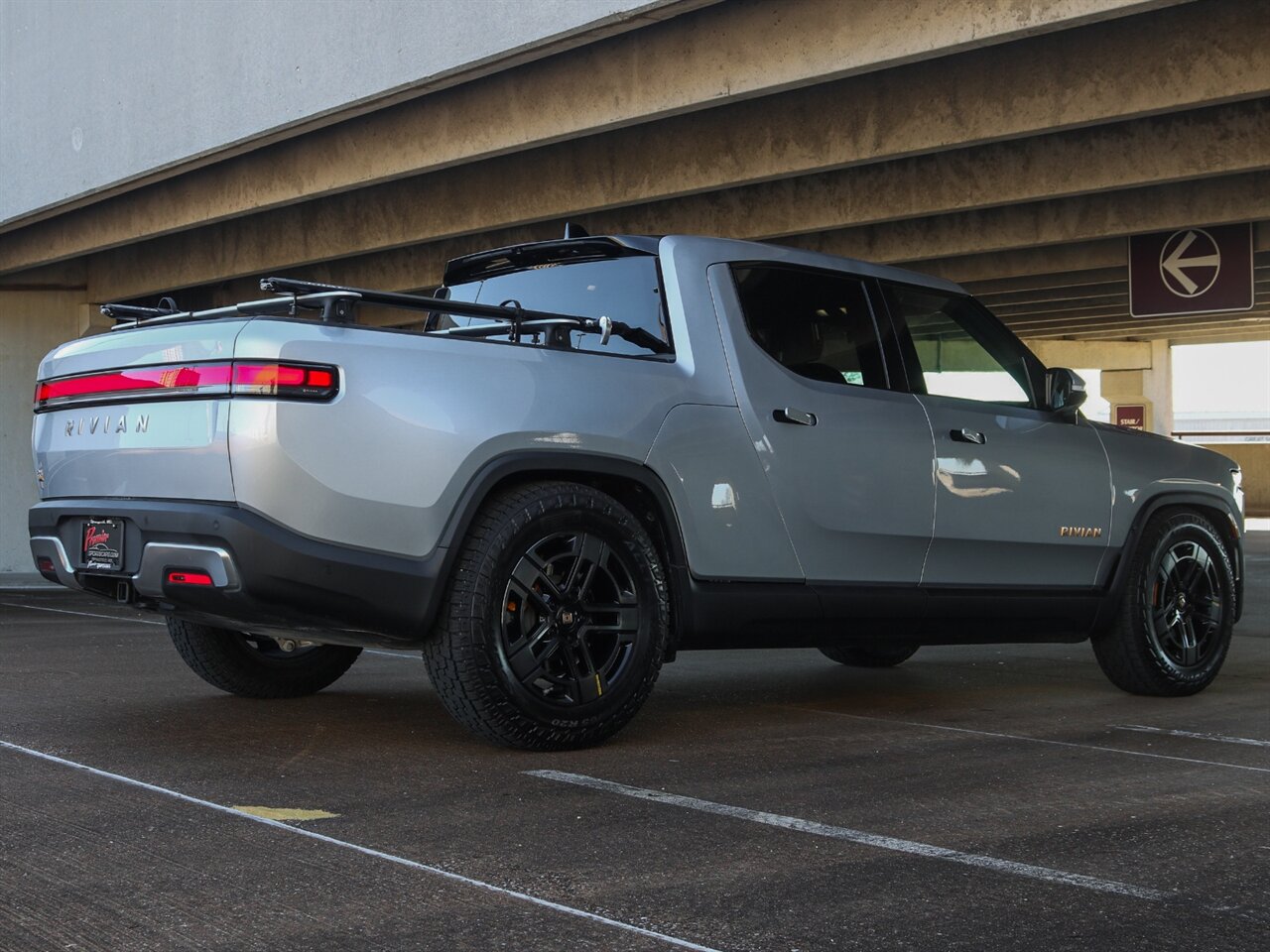 2022 Rivian R1T Launch Edition - Photo 43 - Springfield, MO 65802
