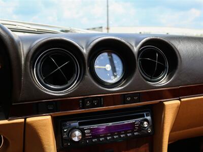 1988 Mercedes-Benz 560 SL   - Photo 16 - Springfield, MO 65802