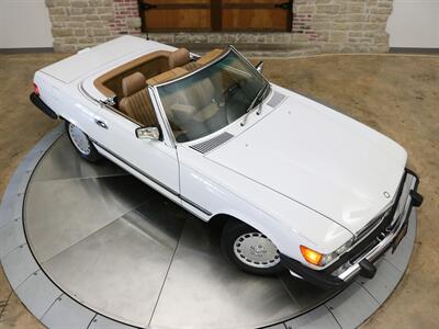 1988 Mercedes-Benz 560 SL   - Photo 13 - Springfield, MO 65802