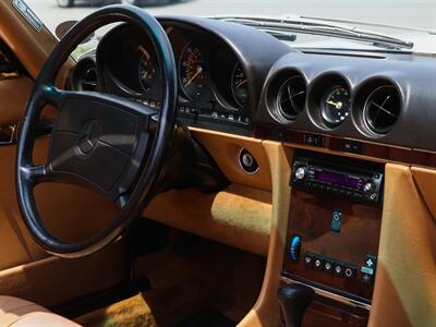 1988 Mercedes-Benz 560 SL   - Photo 38 - Springfield, MO 65802