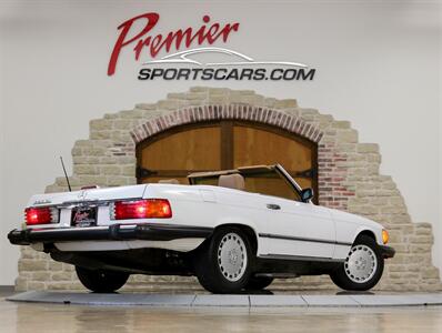 1988 Mercedes-Benz 560 SL   - Photo 9 - Springfield, MO 65802