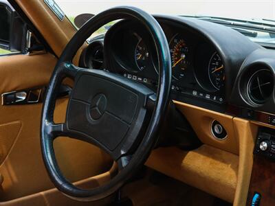 1988 Mercedes-Benz 560 SL   - Photo 14 - Springfield, MO 65802