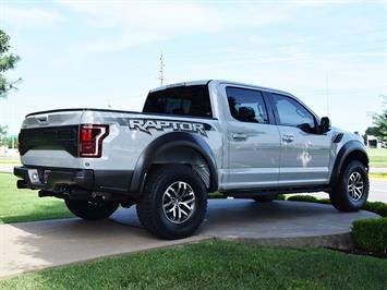 2017 Ford F-150 Raptor   - Photo 9 - Springfield, MO 65802