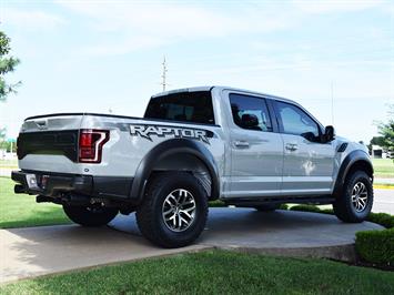 2017 Ford F-150 Raptor   - Photo 10 - Springfield, MO 65802