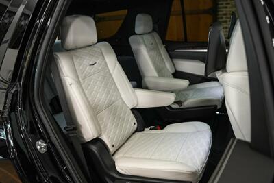2025 Cadillac Escalade Sport Platinum   - Photo 41 - Springfield, MO 65802