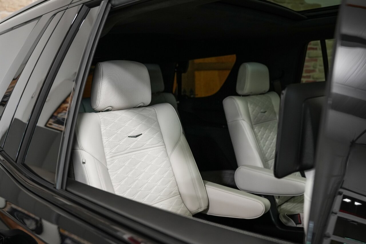 2025 Cadillac Escalade Sport Platinum - Photo 39 - Springfield, MO 65802
