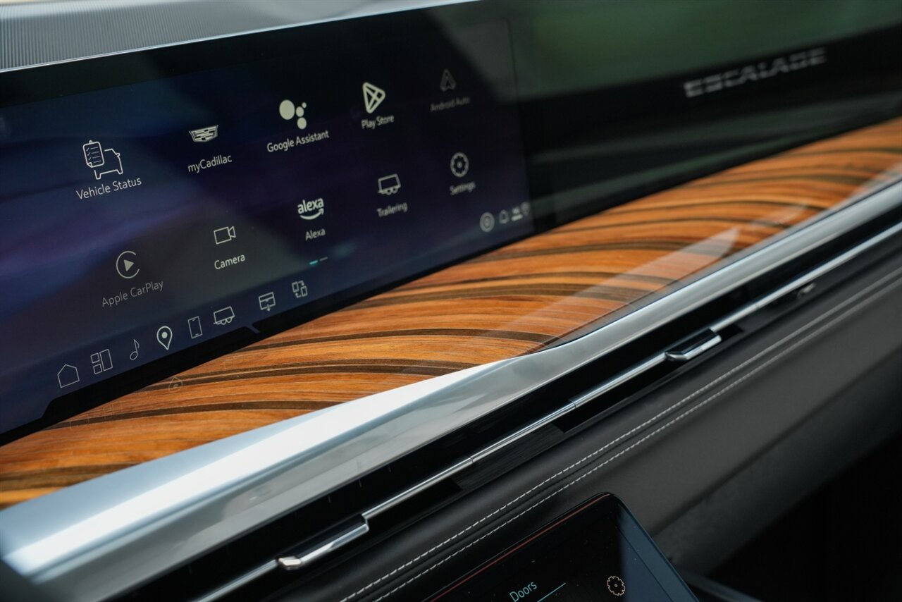 2025 Cadillac Escalade Sport Platinum - Photo 24 - Springfield, MO 65802