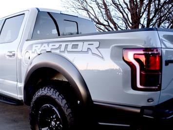 2017 Ford F-150 Raptor   - Photo 11 - Springfield, MO 65802